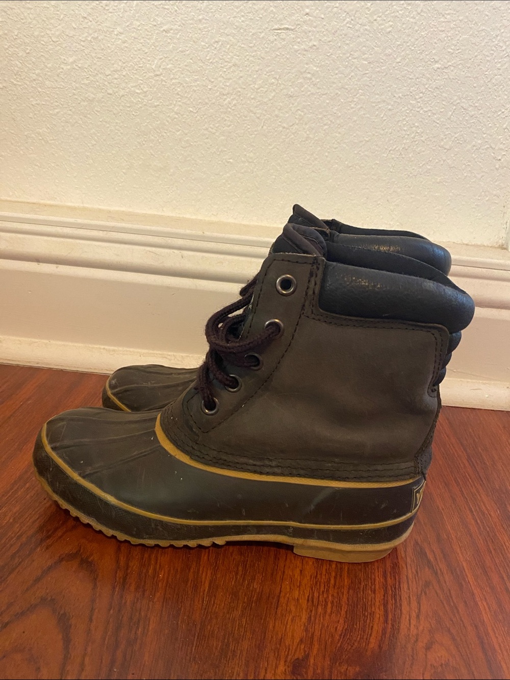 Men's Waterproof Brown & Black Leather Lace-Up Boots